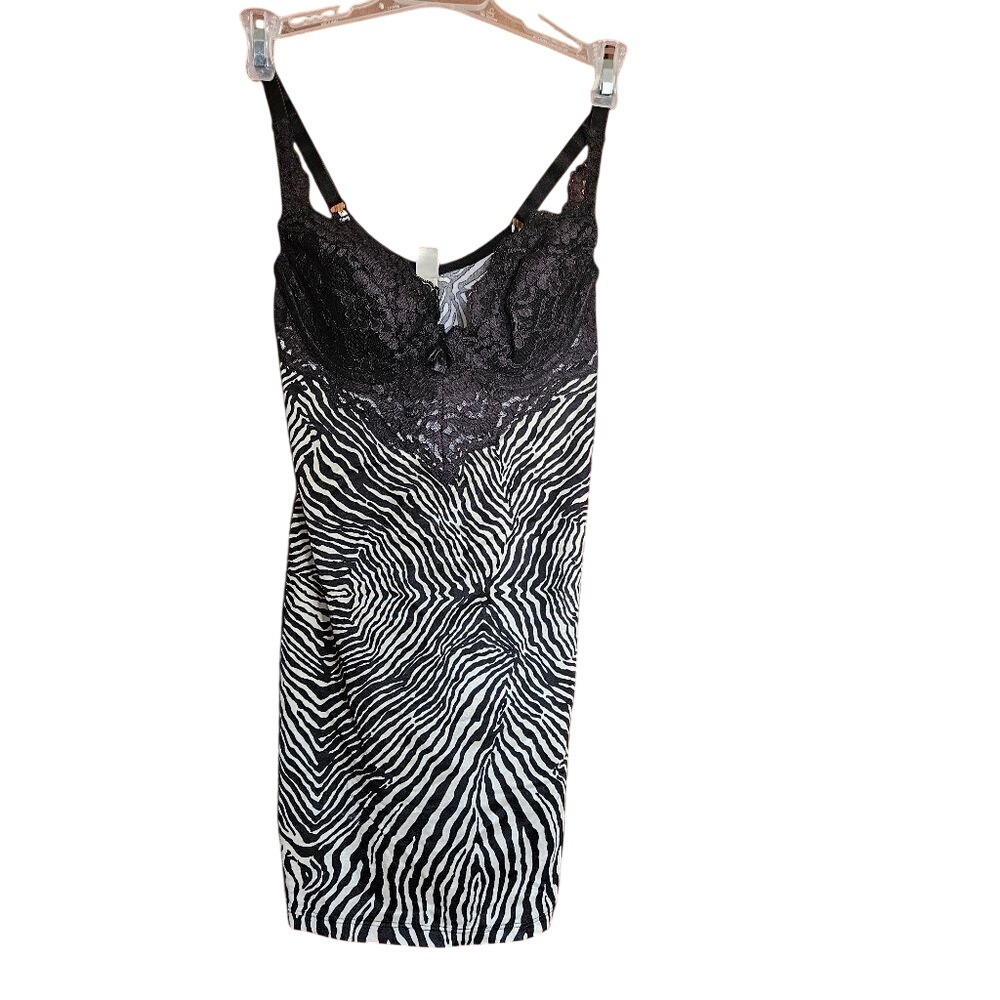 Victoria's Secret 34C Tiger Print Slip Nightie 90s Y2K Vintage Nightie